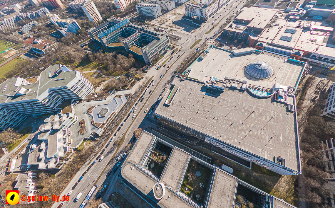 15.02.2023 - Luftbilder Perlach Plaza, Allianz, Wacker, Rentenversicherung, PEP